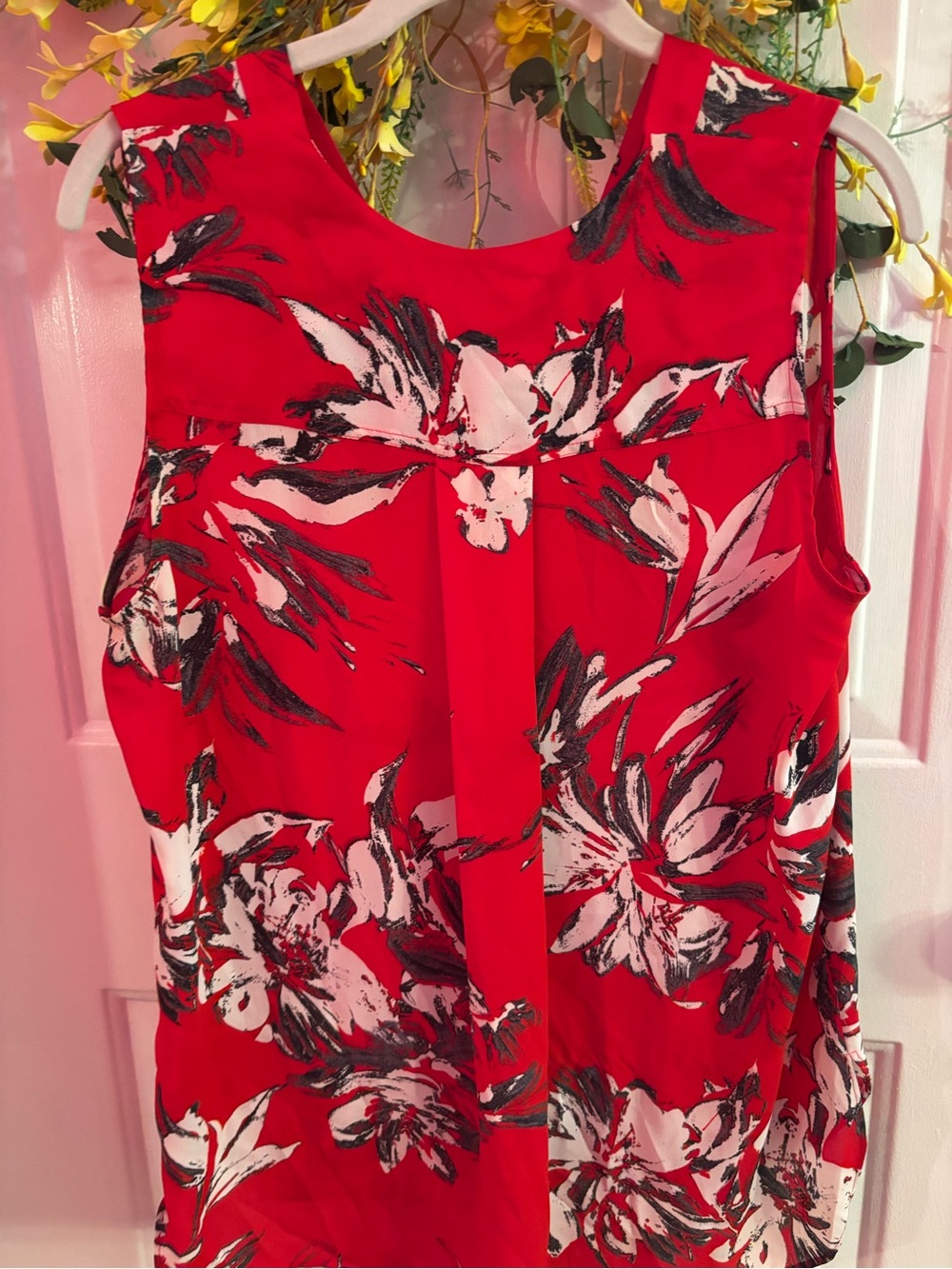 Violet & Claire Red Floral Sleeveless Camisole
